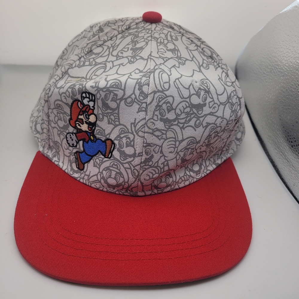 Nintendo Super Mario Adjustable Snapback Hat/Cap OSFM 100% Cotton